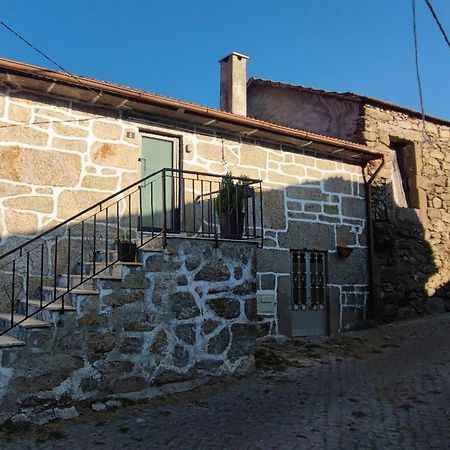 Pe Na Aldeia Villa Outeiro  Luaran gambar